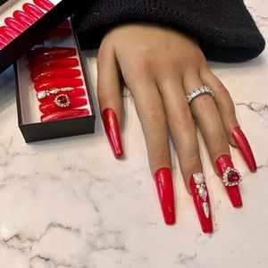 Hand painted gel nails with stones